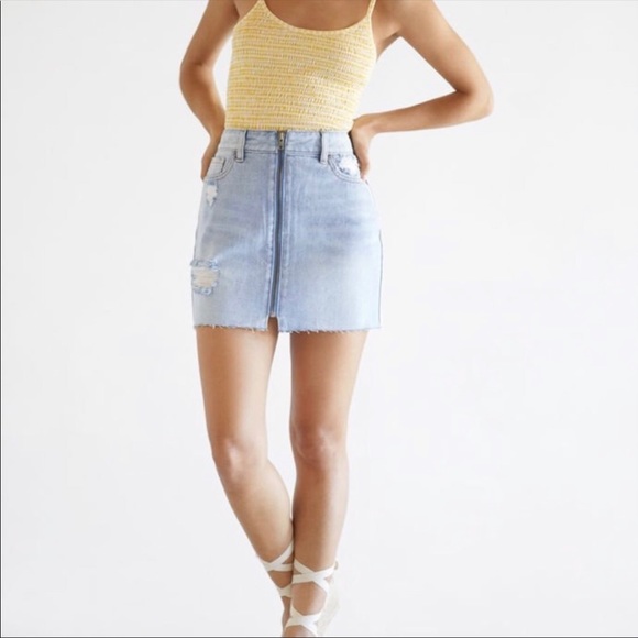 PacSun Dresses & Skirts - 5/$25 Pacsun Distressed Zip Front Denim Jean Skirt